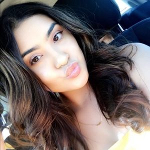 Meet your Posher, Alyssa